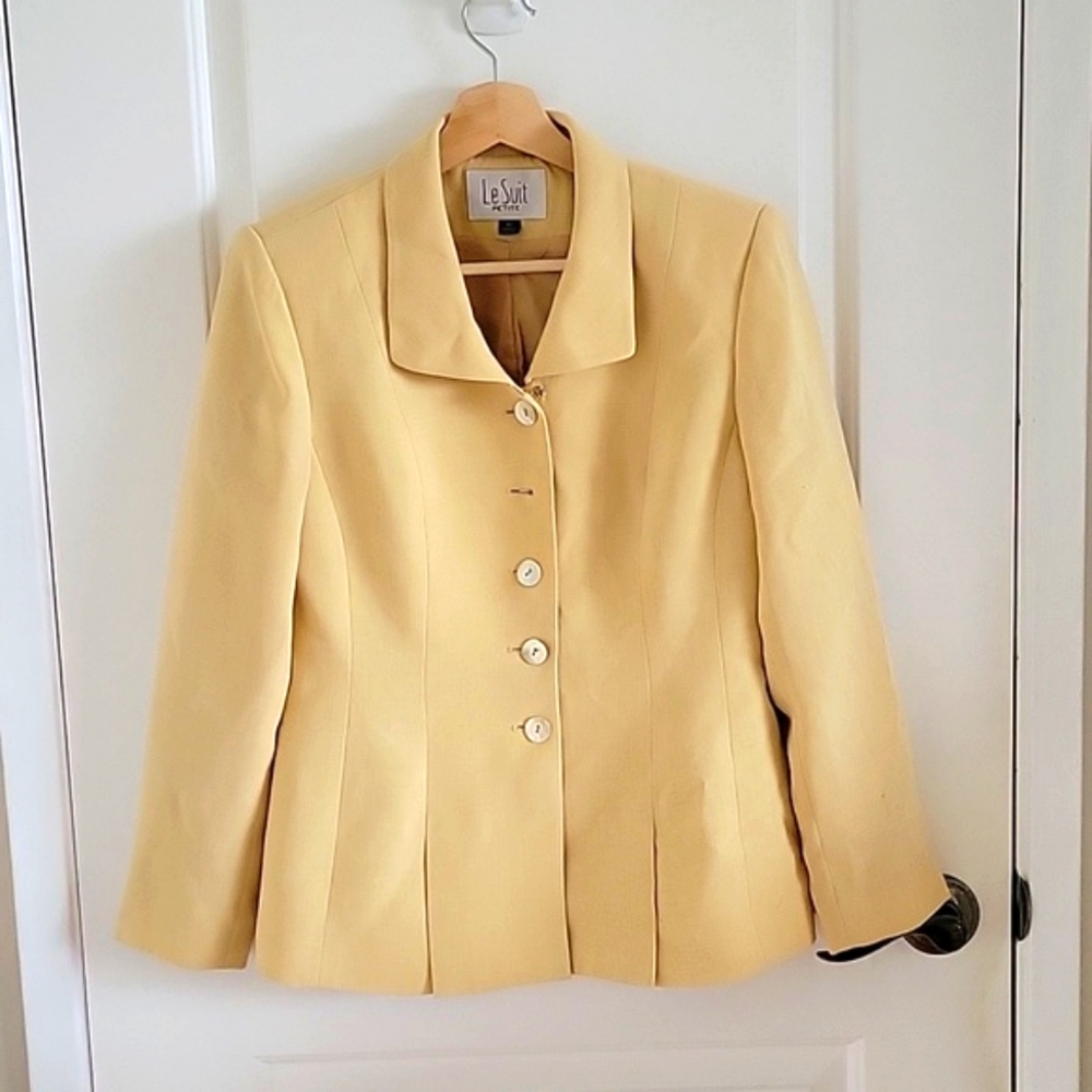 Le Suit Petite Suit Jacket 4P